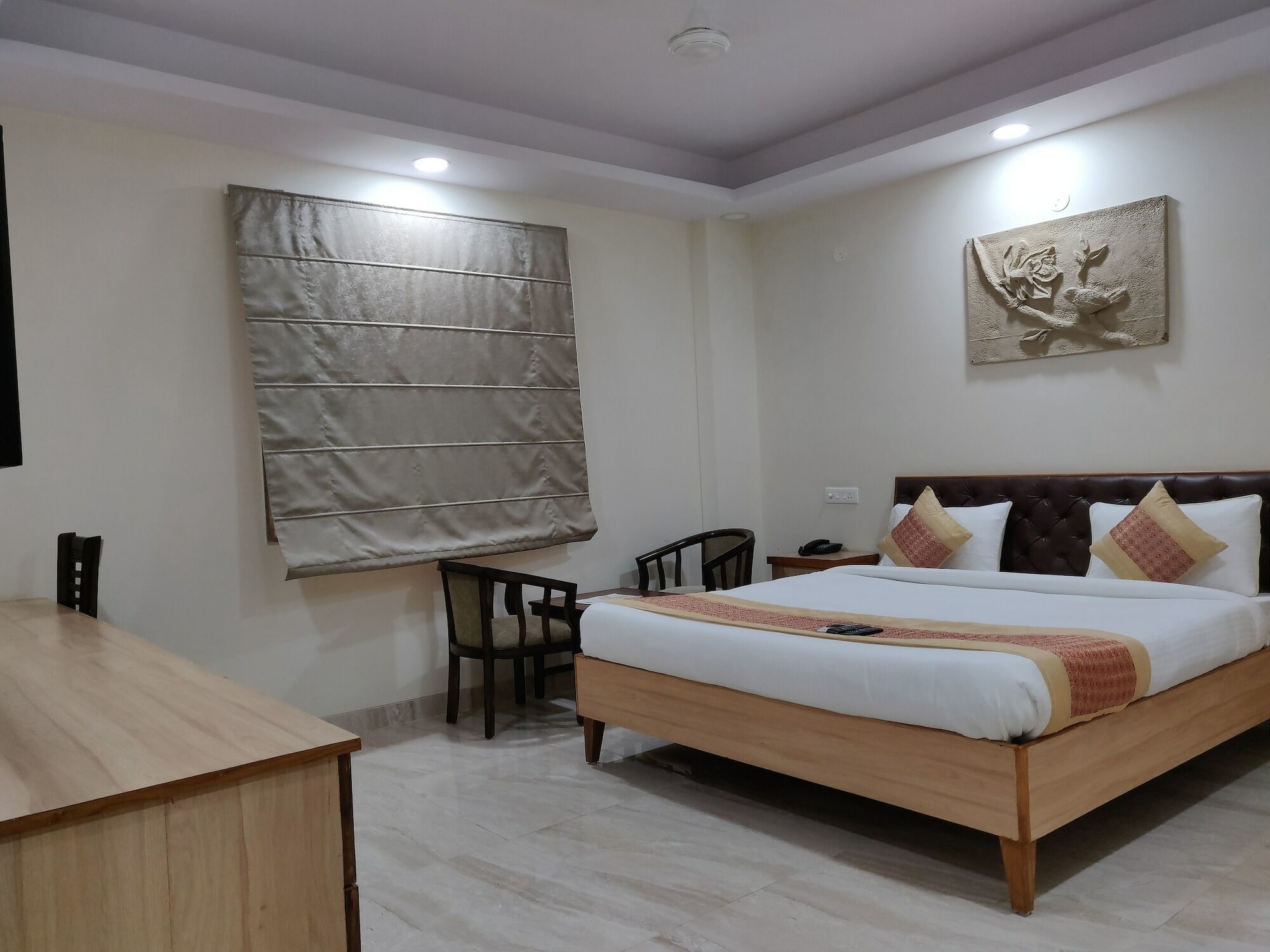 Treebo Sai Village Gold Souk - Sec 43 Гургаон Екстериор снимка